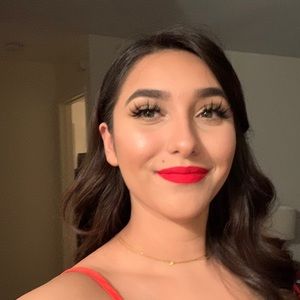 Meet your Posher, Liliana